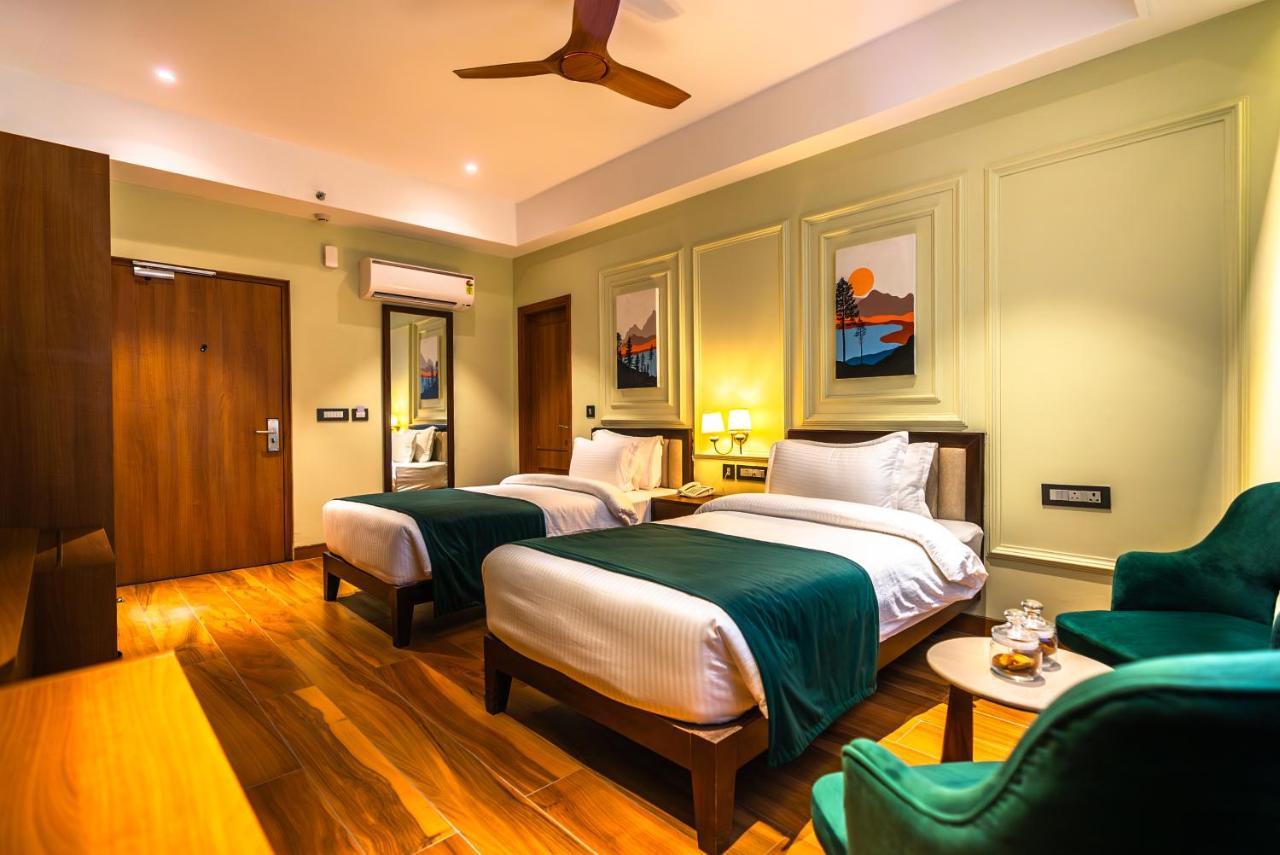 Clarks Inn Express, Rishīkesh Exterior foto
